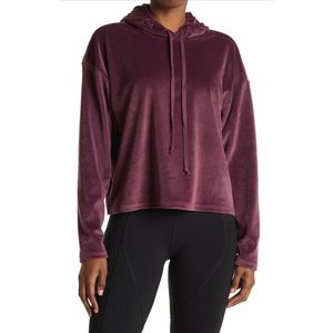 🍇🌺 HTF Z by Zella VELOUR pullover hoodie 🌺🍇